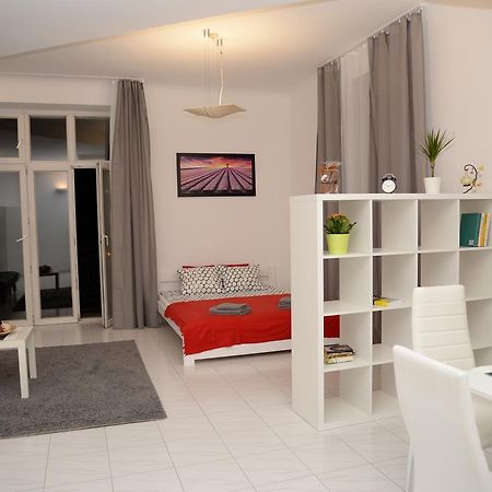 Fox Center Rooms Varşovia Exterior foto