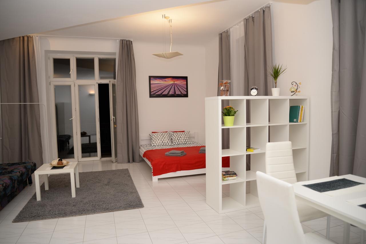 Fox Center Rooms Varşovia Exterior foto